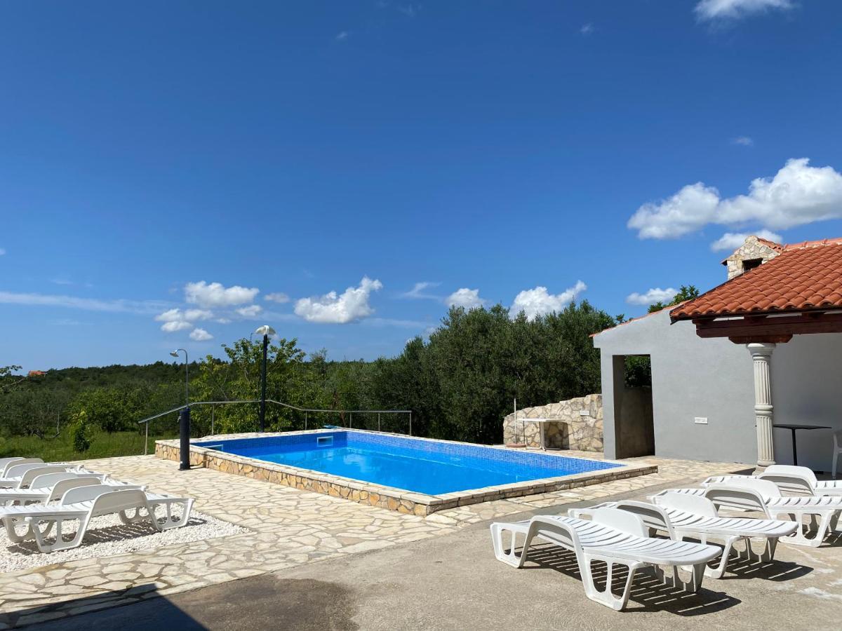 Guest Accommodation Grozdanic Dubravice Bagian luar foto